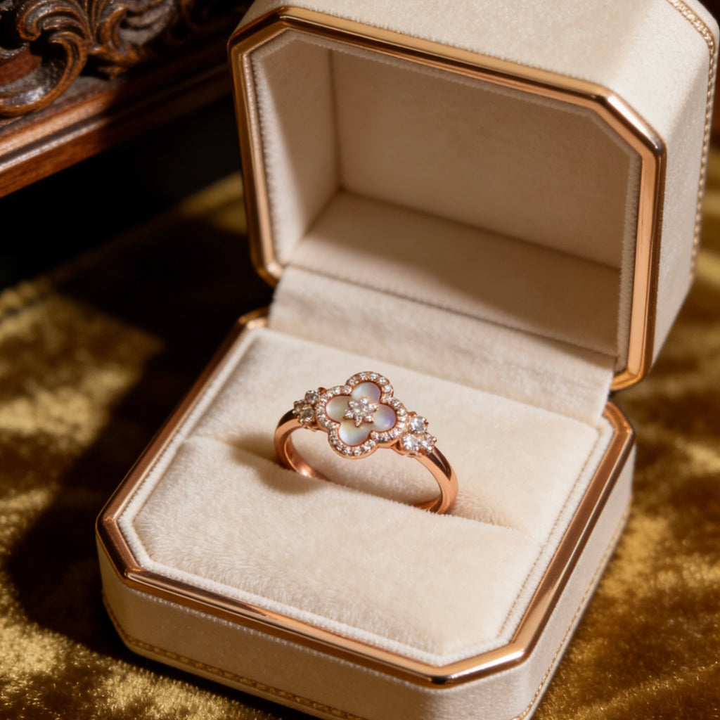 Lucky Clover Pink Mother-of-Pearl & Zircon Rose Gold Ring