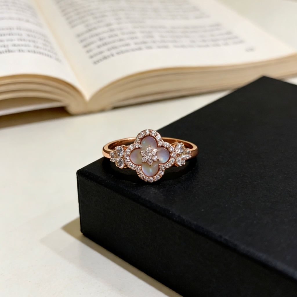 Lucky Clover Pink Mother-of-Pearl & Zircon Rose Gold Ring