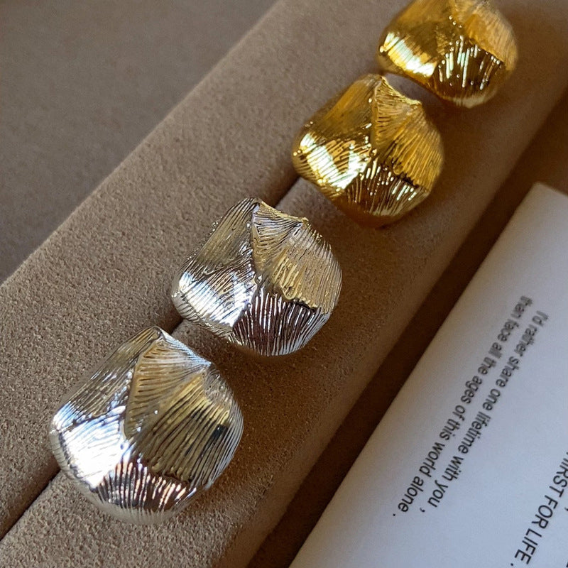 Light Luxury S925 Sterling Silver Gold-Plated Platinum-Plated Twisted-Surface Earrings