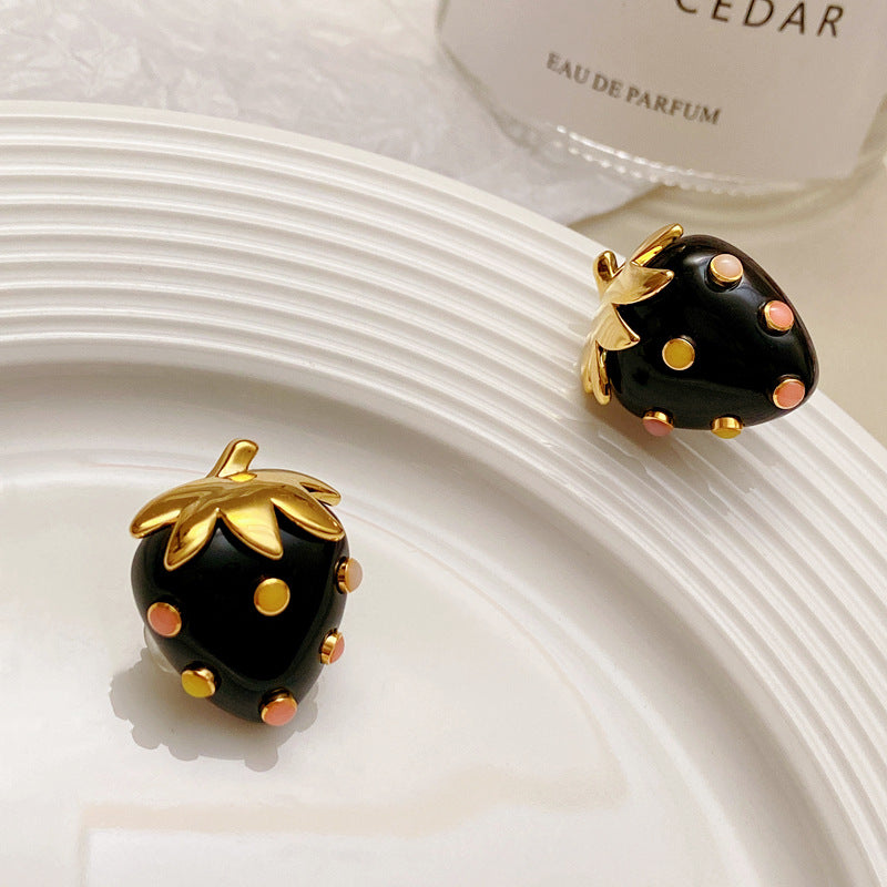 Sweet-Cool Gold-Plated S925 Sterling Silver Black-Gold Strawberry-Shaped Earrings
