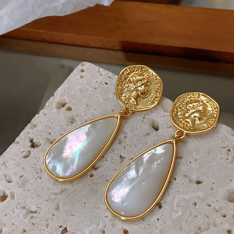 Vintage Luxury Gold-Plated Drop-Shaped Natural Mother-of-Pearl Earrings