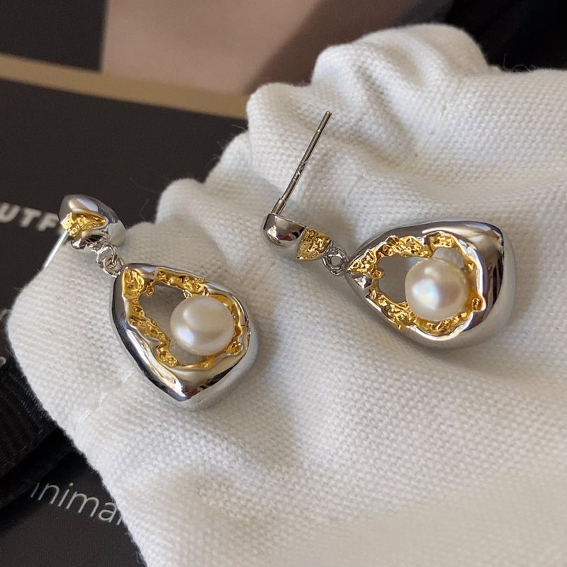 Light Luxury Two-Tone Gold-Plated Drop-Shaped Pearl Earrings