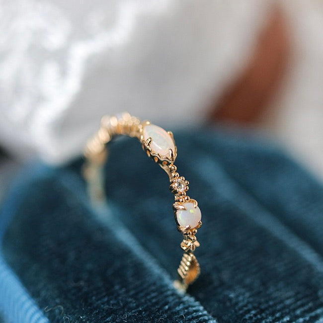 Light Luxury Gold-Plated Zircon Opal Ring