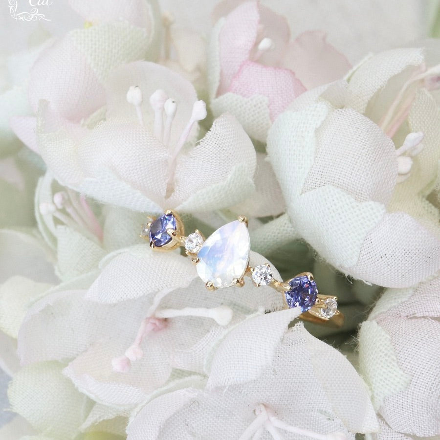 Gold-Plated Slim-Band Tanzanite Multi-Zircon Drop-Shaped Natural Moonstone Ring