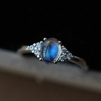 Silver-Plated Slim-Band Multi-Zircon Oval Natural Moonstone Ring