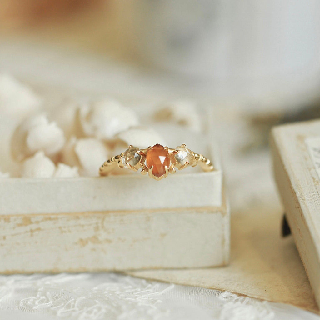 Vintage Luxury Gold-Plated Oval Zircon Orange-Red Garnet Ring