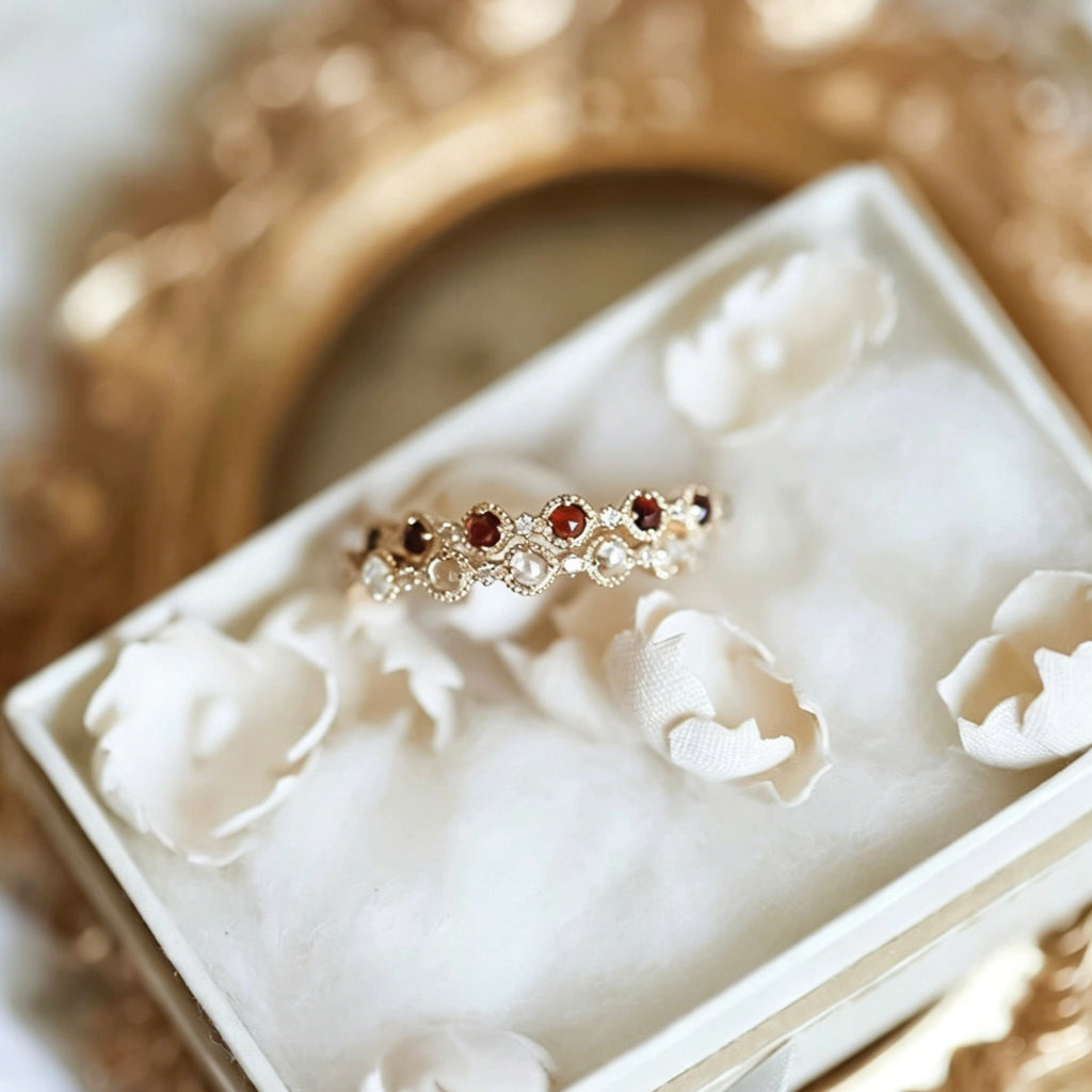 Vintage Luxury Gold-Plated Beaded-Edge Multi-Zircon Gemstone Ring