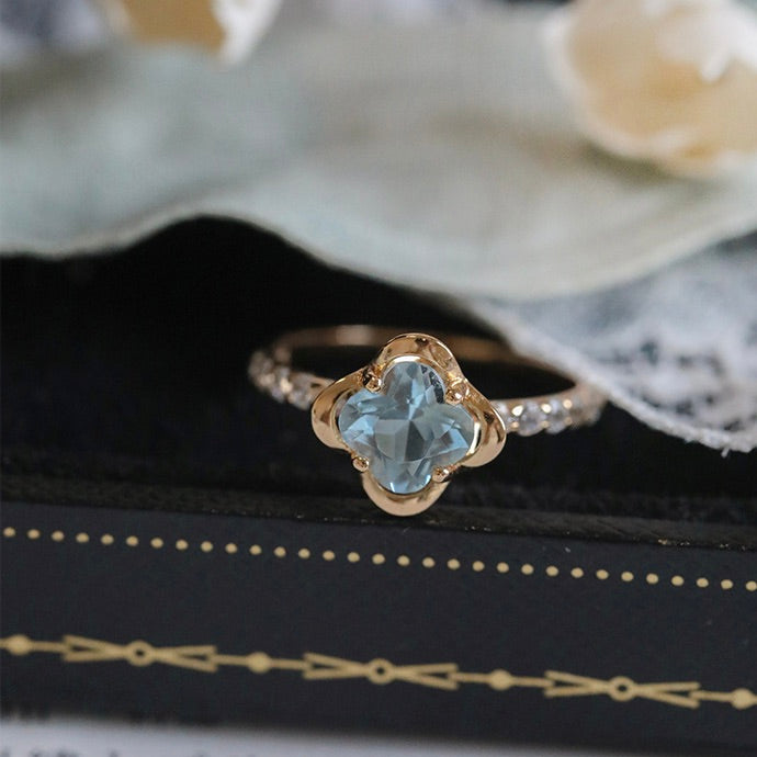 Luxury Gold-Plated Clover-Shaped Multi-Zircon Light Blue Topaz Ring